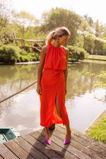 Victorine | Robe midi élégante à col licou