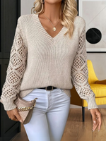Marjolaine | Pull en maille douce à col V