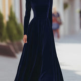 Éléonore — Robe Maxi en Velours à Col Montant