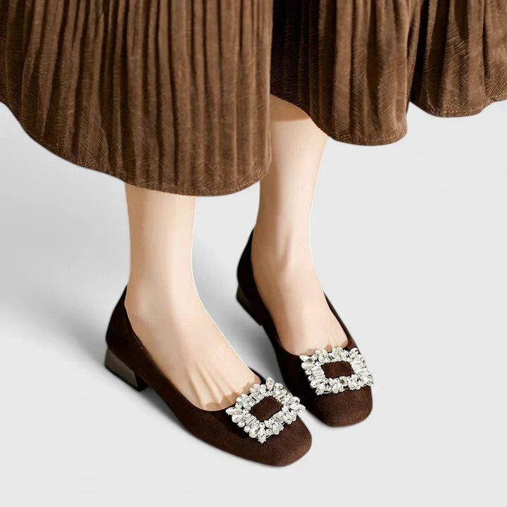 Julianyssa — Talons Orthopédiques