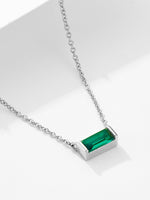 Collier en argent avec petit pendentif