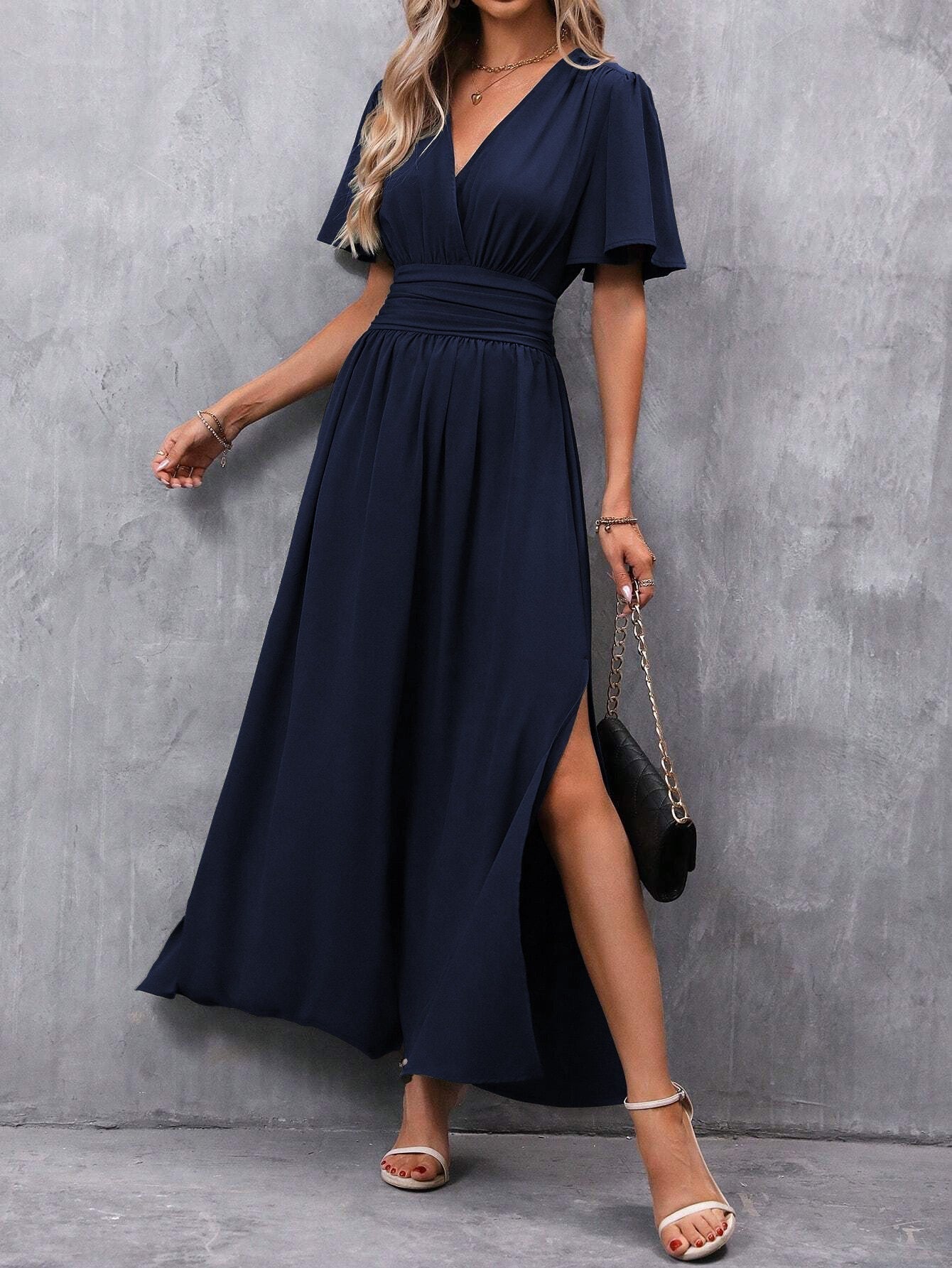 Bérangère | Robe habillée à l'allure décontractée Bleu foncé, photo studio