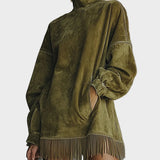Robe en suédine à col roulé et franges