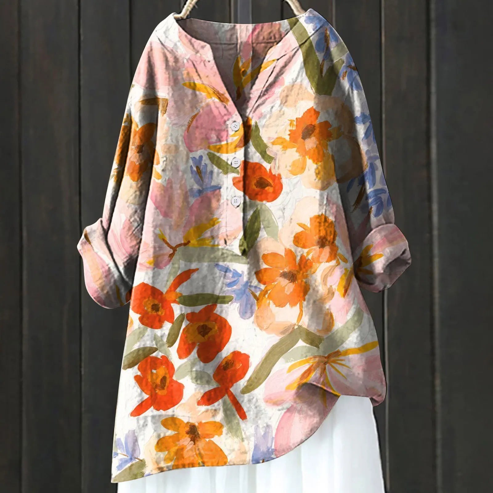 Nadège | Blouse vintage fleurie au tombé fluide Orange, photo studio