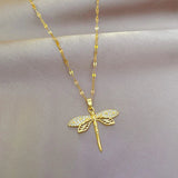 Collier en Symbole de Transformation et de Beauté