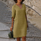 Émeline | Robe à col V à la coupe flatteuse