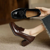 Mocassins à Talon Carré Vernis