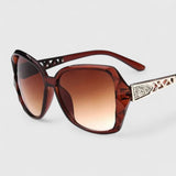 Avalynne — Lunettes de soleil sophistiquées