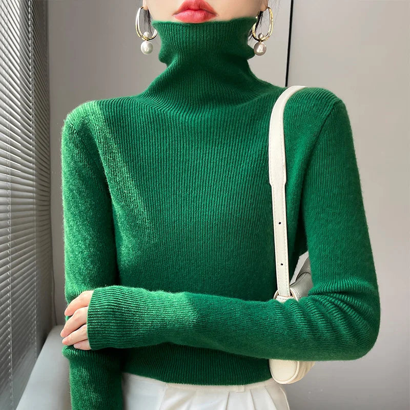 Febbie | Pull à col roulé en maille fine Vert, photo studio