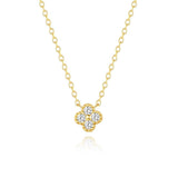 Collier en argent avec pierre délicate