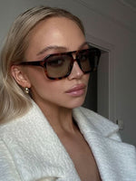 Lunettes de soleil élégantes