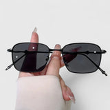 Raygynn — Lunettes de soleil élégantes