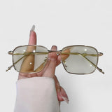 Raygynn — Lunettes de soleil élégantes