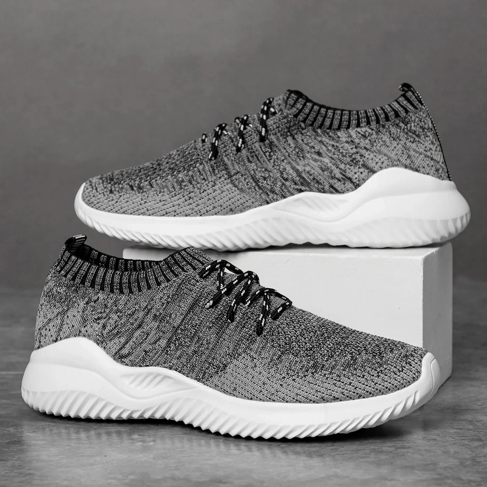 Black / 5