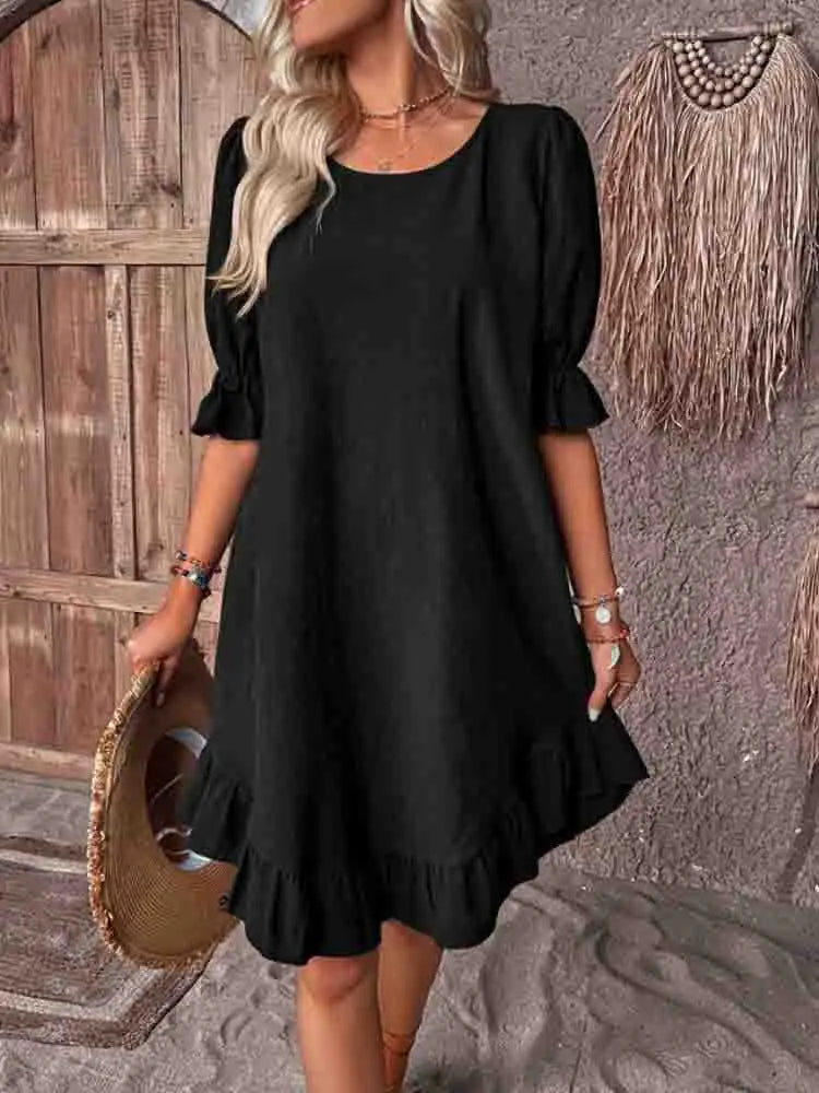 Sophie | Robe courte tendance Noir, photo studio