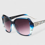 Avalynne — Lunettes de soleil sophistiquées