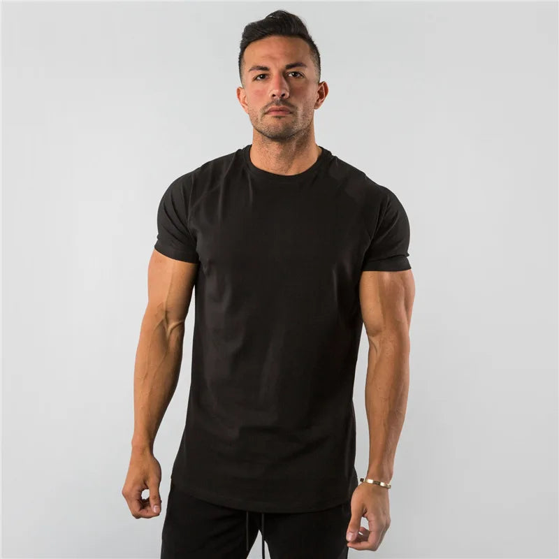 FITTED PERFORMANCE T-SHIRT FOR MEN