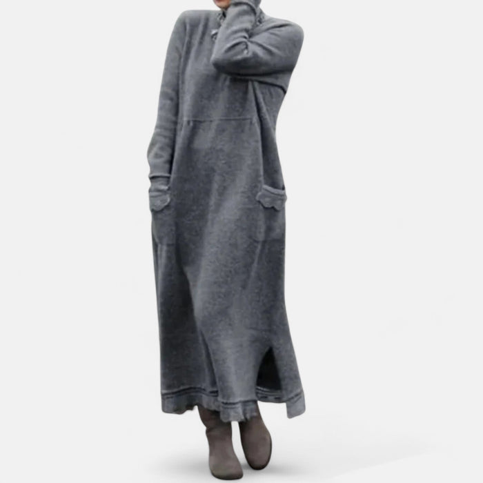 Claudine | Robe longue en maille à col montant et poches