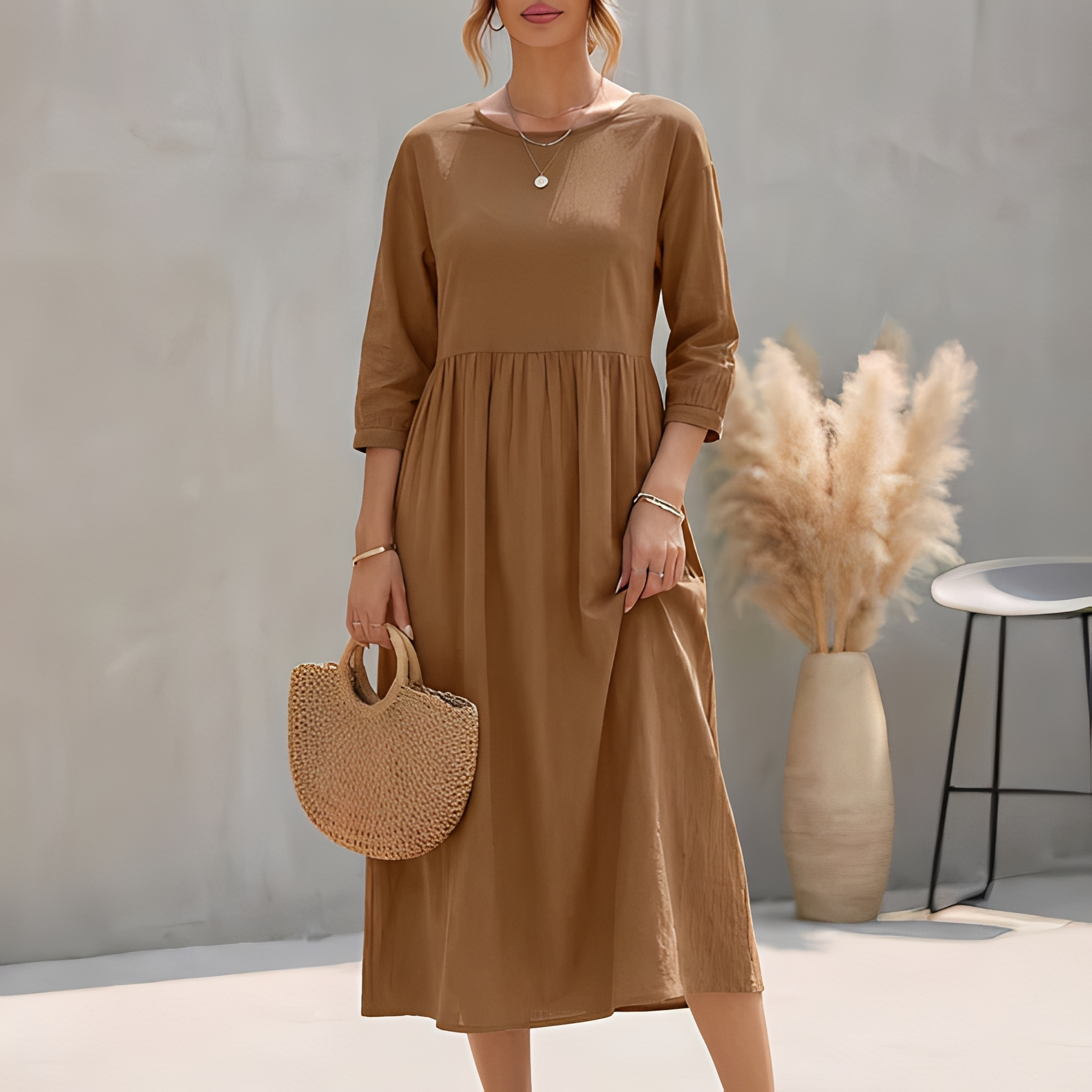 Fanny | Robe midi d'été fluide Marron, photo studio