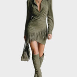 Robe courte verte en viscose à col en V