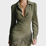Robe courte verte en viscose à col en V