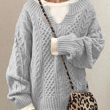 Cyrielle | Pull ample à torsades et col fendu