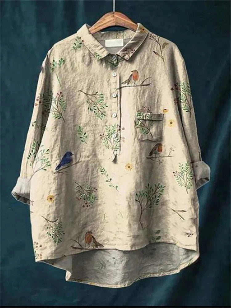 Mélodie | Blouse vintage à imprimé romantique Oiseaux, photo studio