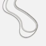 Sabine – Collier doré avec pendentif circulaire