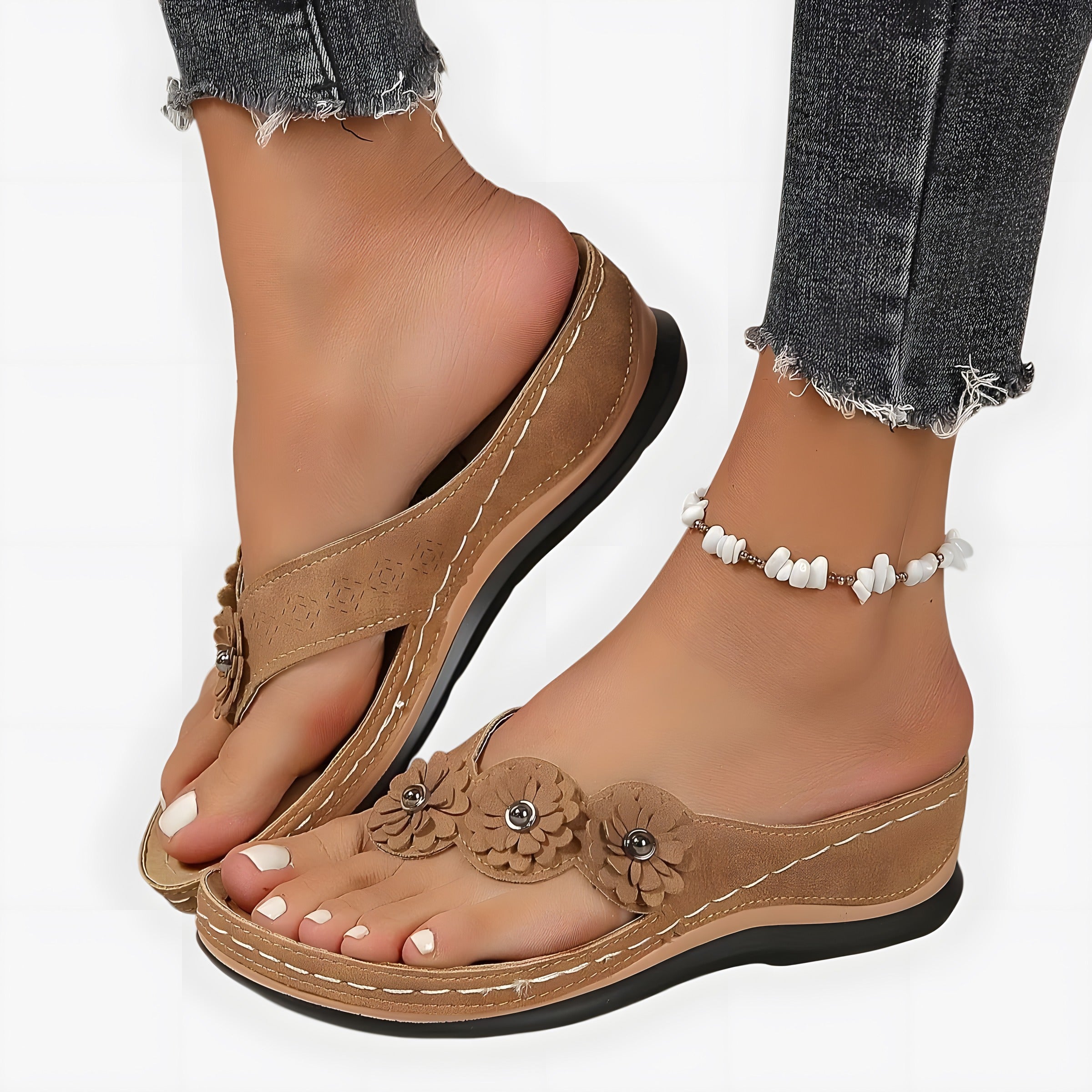 Aliénor | Tongs orthopédiques femme élégantes Marron Foncé