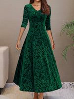 Robe d'Élégance en Velours pour les Fêtes