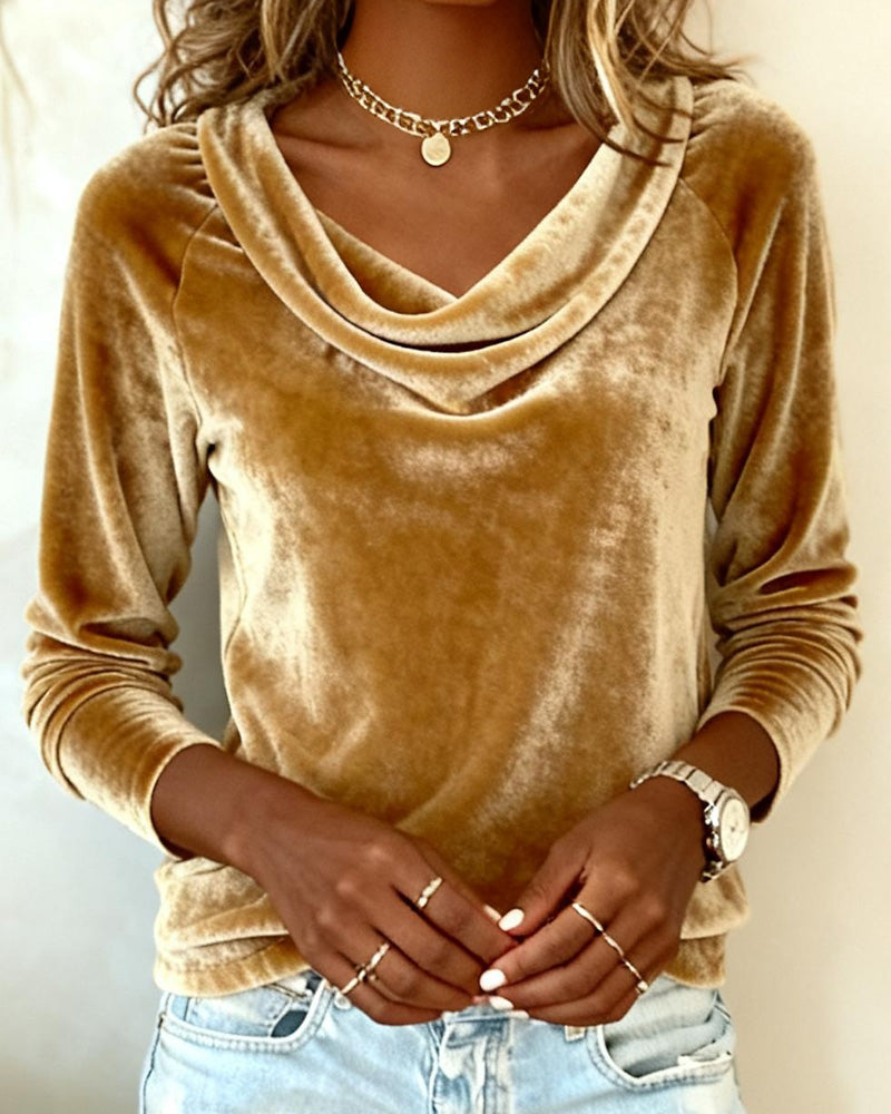 Une blouse, du café au dîner.