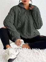 Cassandre | Pull torsadé à col montant zippé