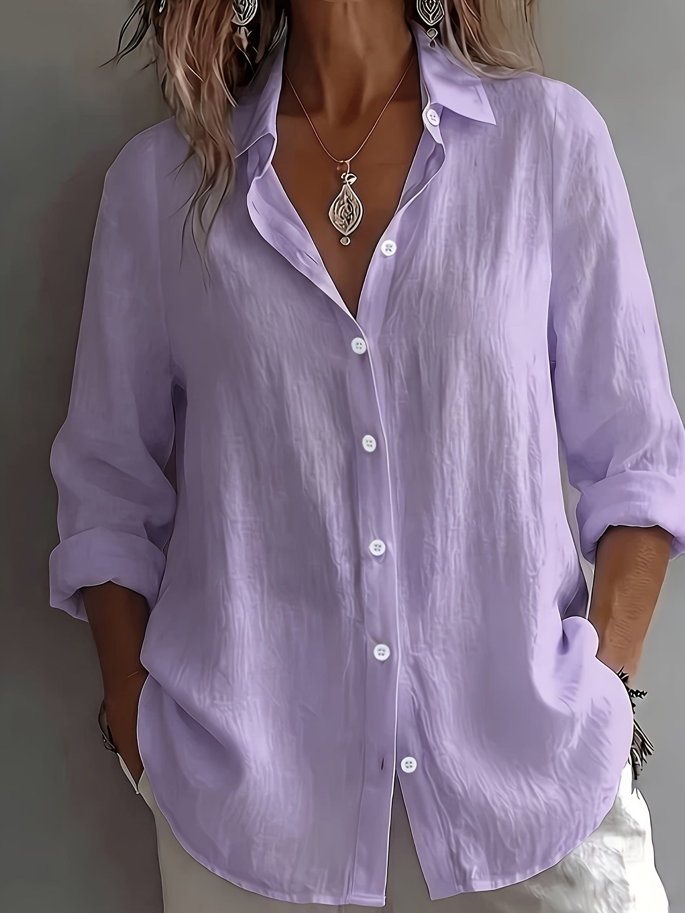 Fanny | Chemisier à col rabattu et manches longues Lilas, photo studio