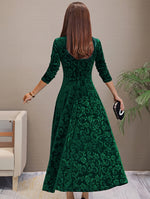 Robe d'Élégance en Velours pour les Fêtes