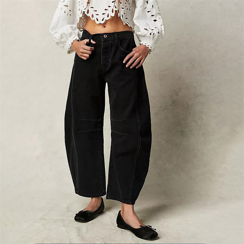 Svea | Jean taille haute coupe barrel Noir, photo studio