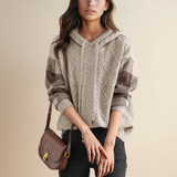 Julie — Pull à Capuche en Tricot Cable