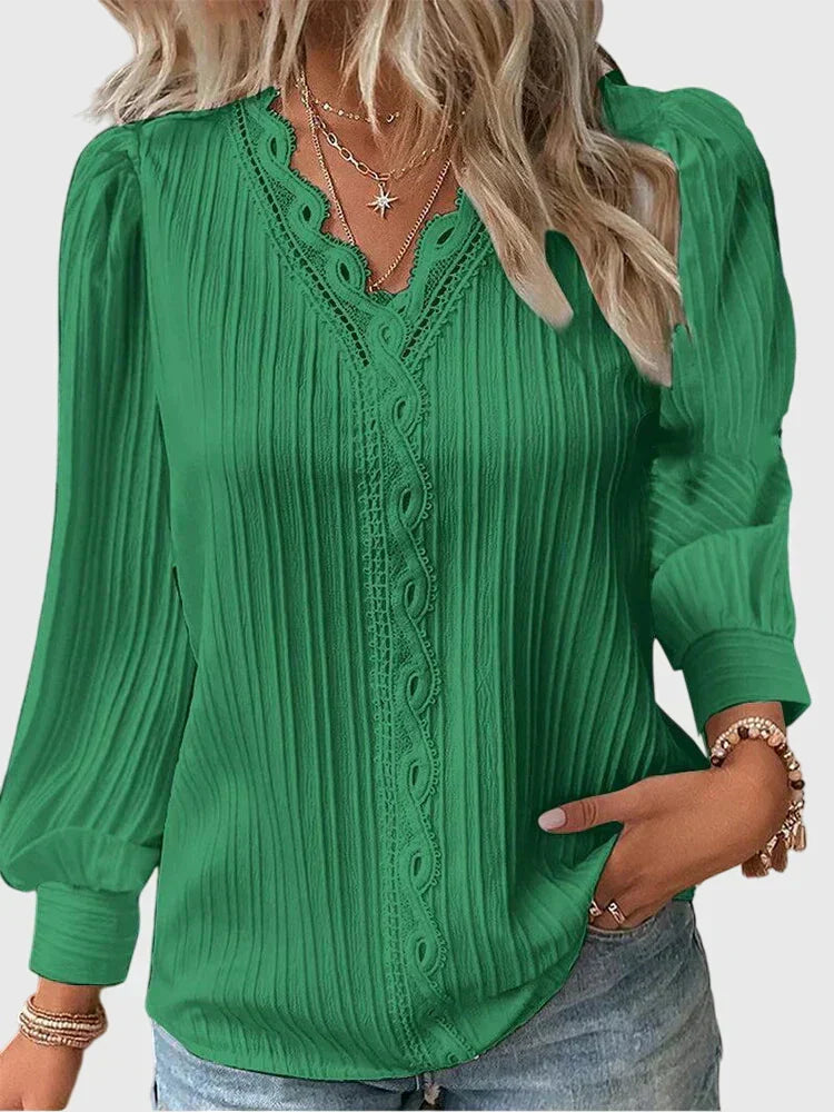 Berthe | Blouse à manches bouffantes et col V Vert, photo studio