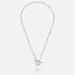 Éveline – Collier doré avec pendentif en perle
