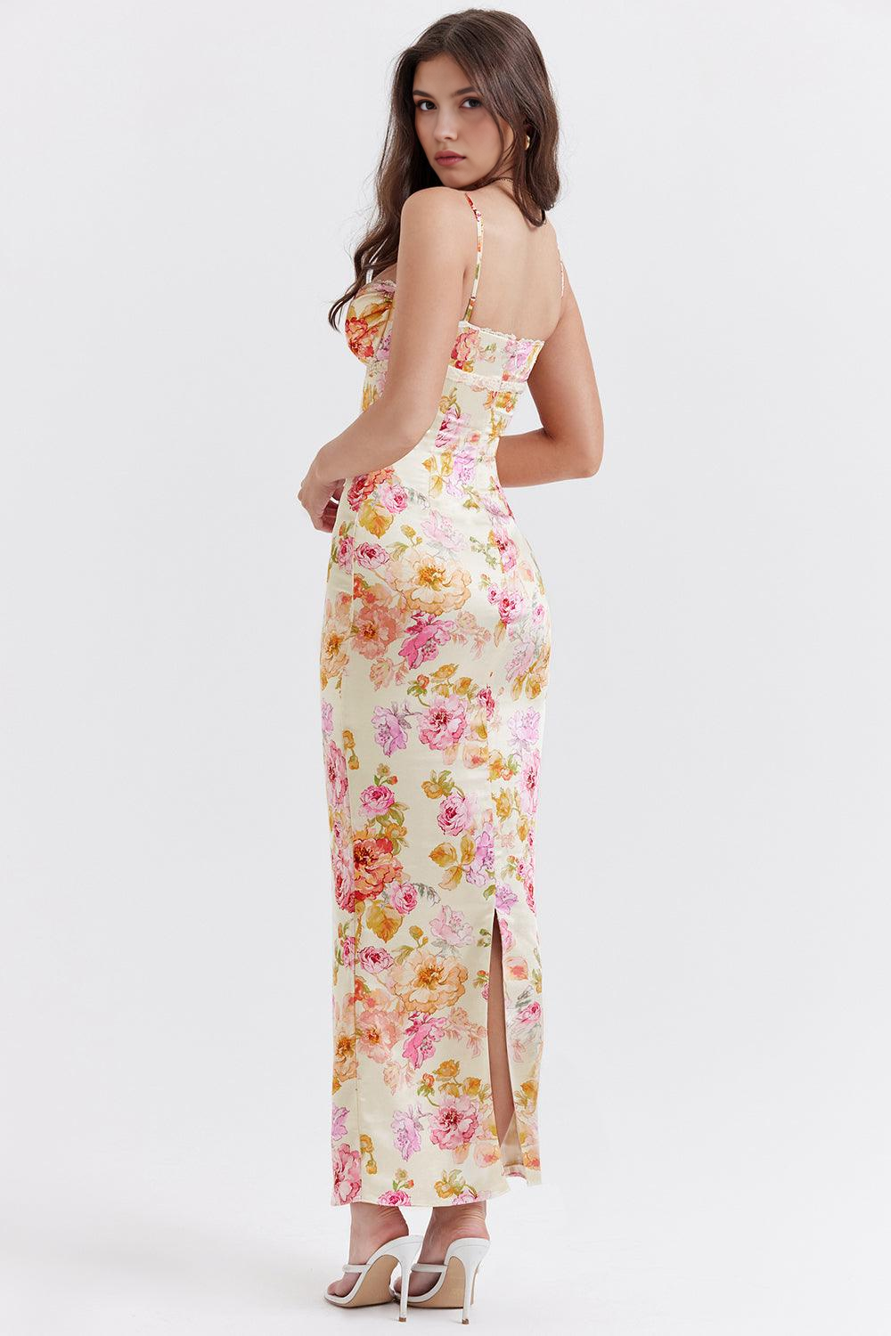 Une robe que vous aimerez avoir choisie.