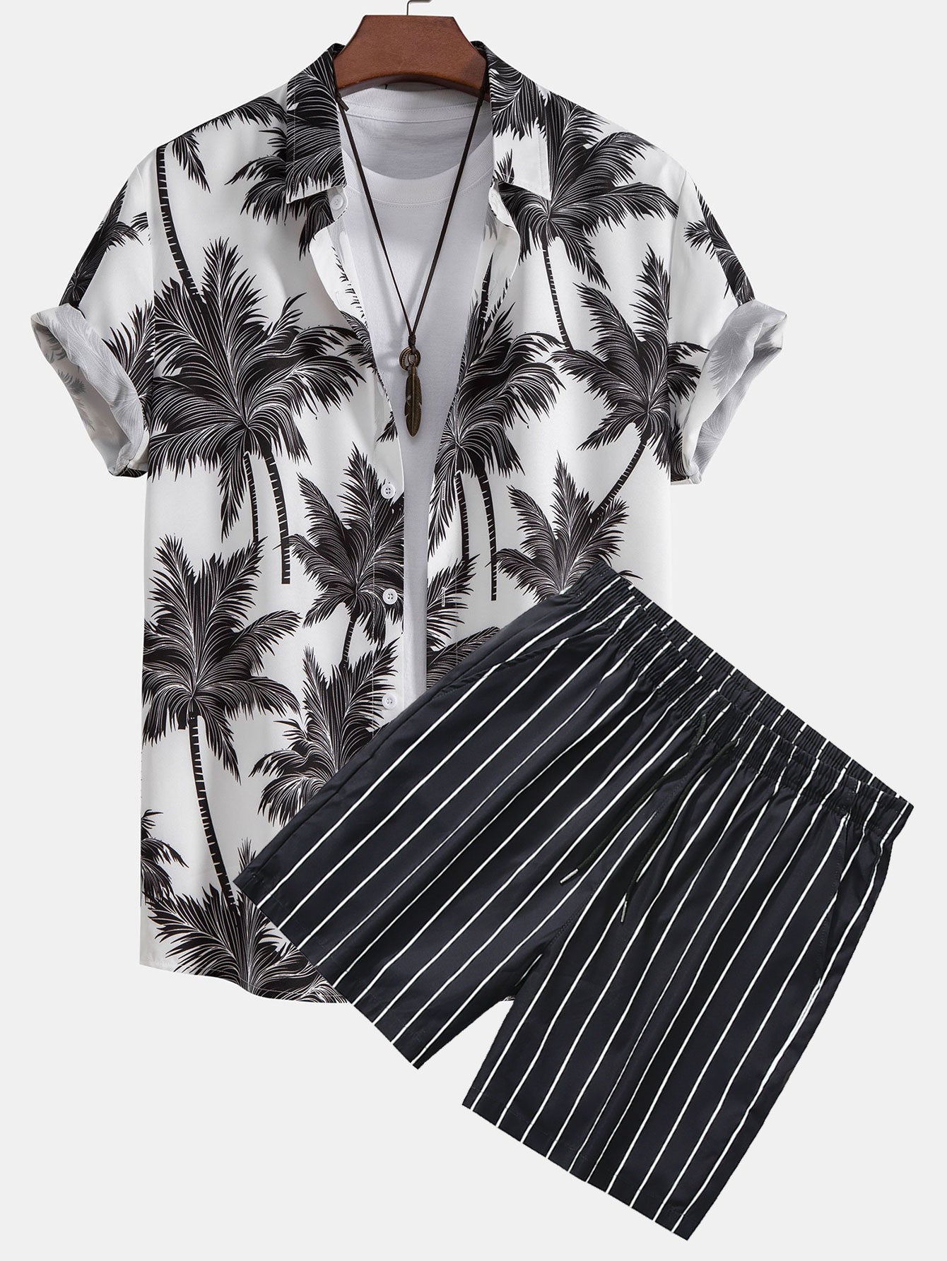 Ensemble Améline — chemise à imprimé palmiers & short de bain rayé