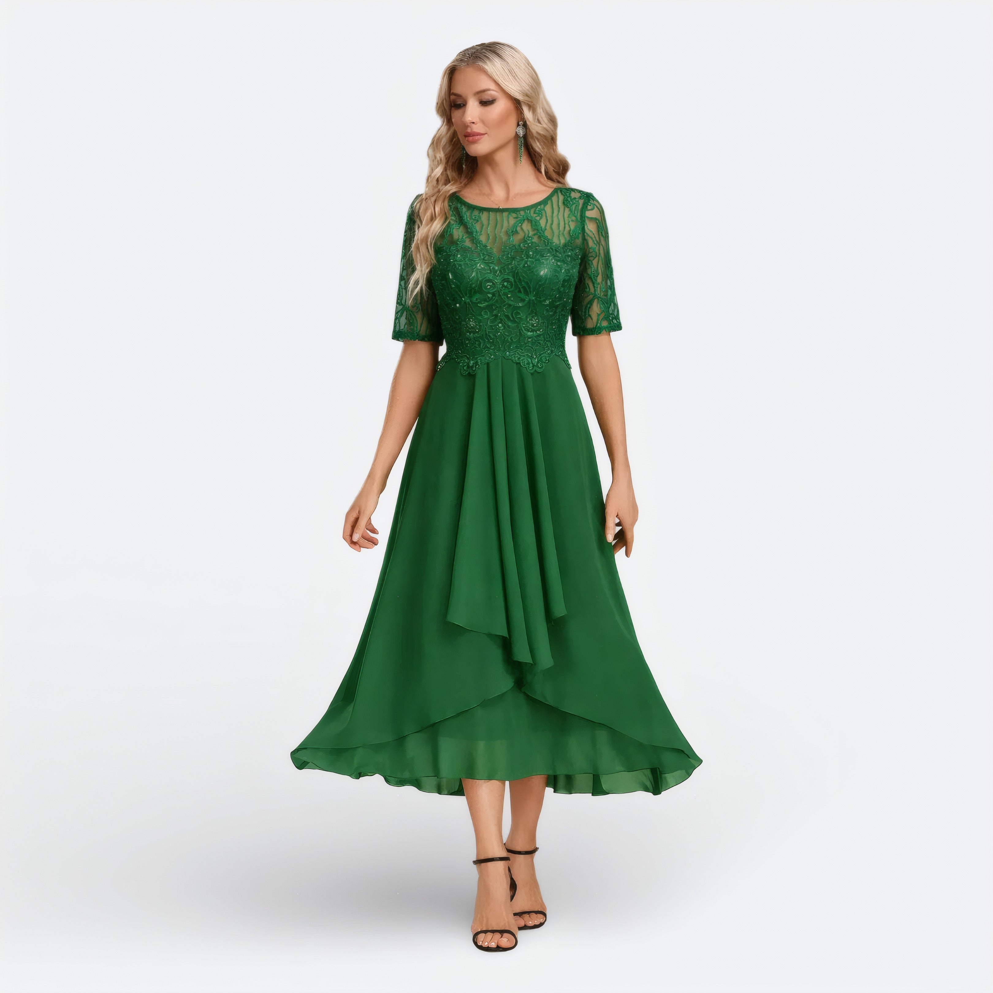 Mariana | Robe en dentelle à manches courtes Vert, photo studio
