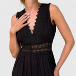 Alena — Robe Midi Élégante