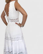 Robe Midi Élégante
