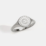 Bague en or pour le solstice d'été