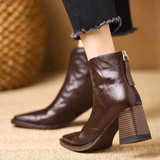 Claudia — Bottines de luxe à talon moyen