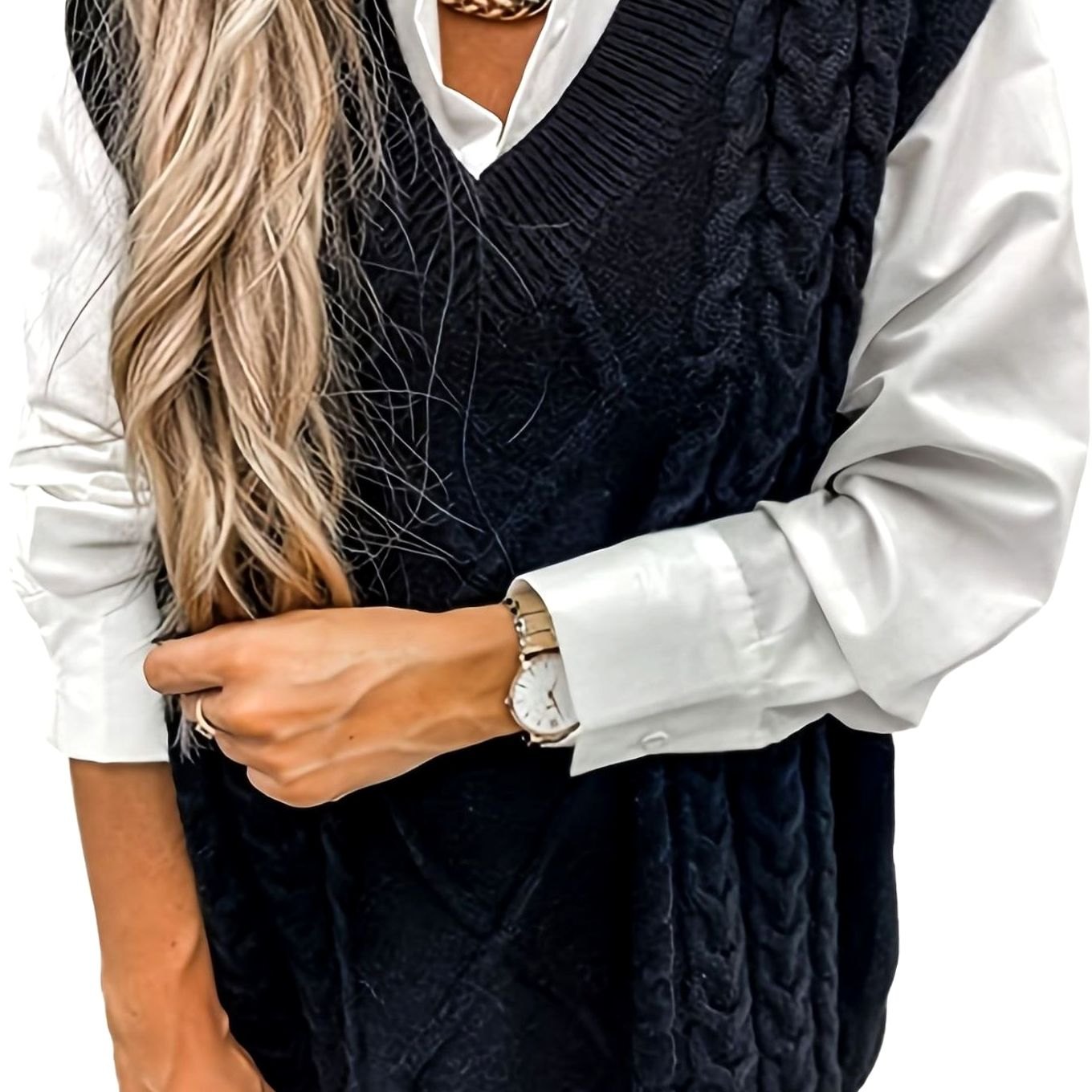 Lene | Gilet sans manches à torsades et col V Noir, photo studio