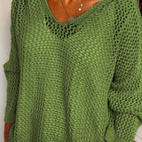 Victorine | Pull en maille ajourée à capuche et col V