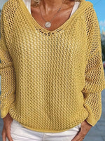 Victorine | Pull en maille ajourée à capuche et col V