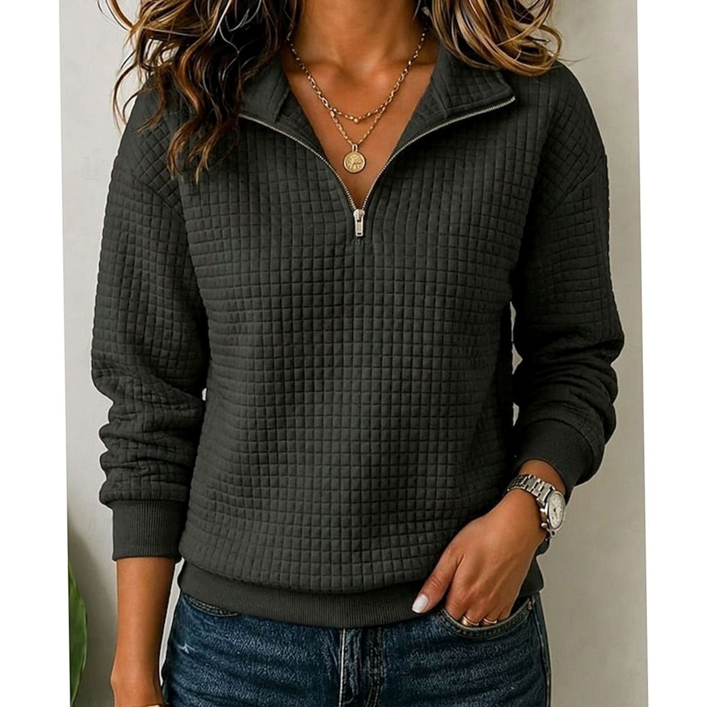 Doro | Pull quarter-zip en maille nid d'abeille Noir, photo studio