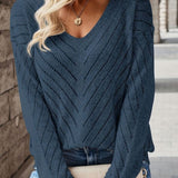 Jeanne | Pull ajouré à chevrons et col V
